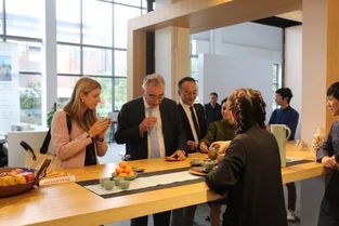 杭州文创研究专辑展讯 卢加诺设计亮相杭州创意设计中心，共筑文化艺术交流新篇章